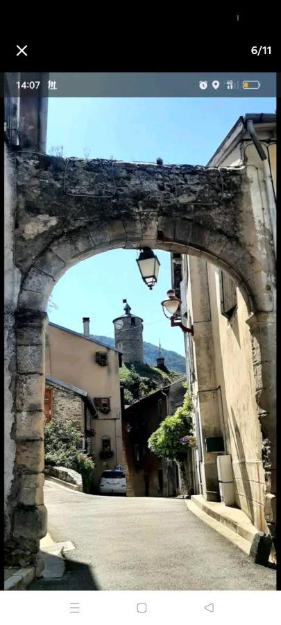 Appartamento Charmant Studio Tarascon-sur-Ariège Esterno foto